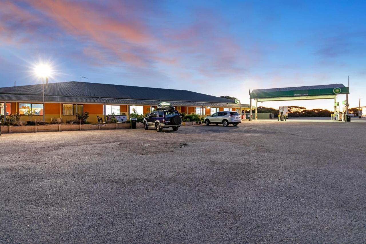 Border Village Roadhouse Экстерьер фото